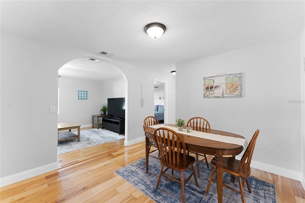 909 Bentwood Lane - Photo 9