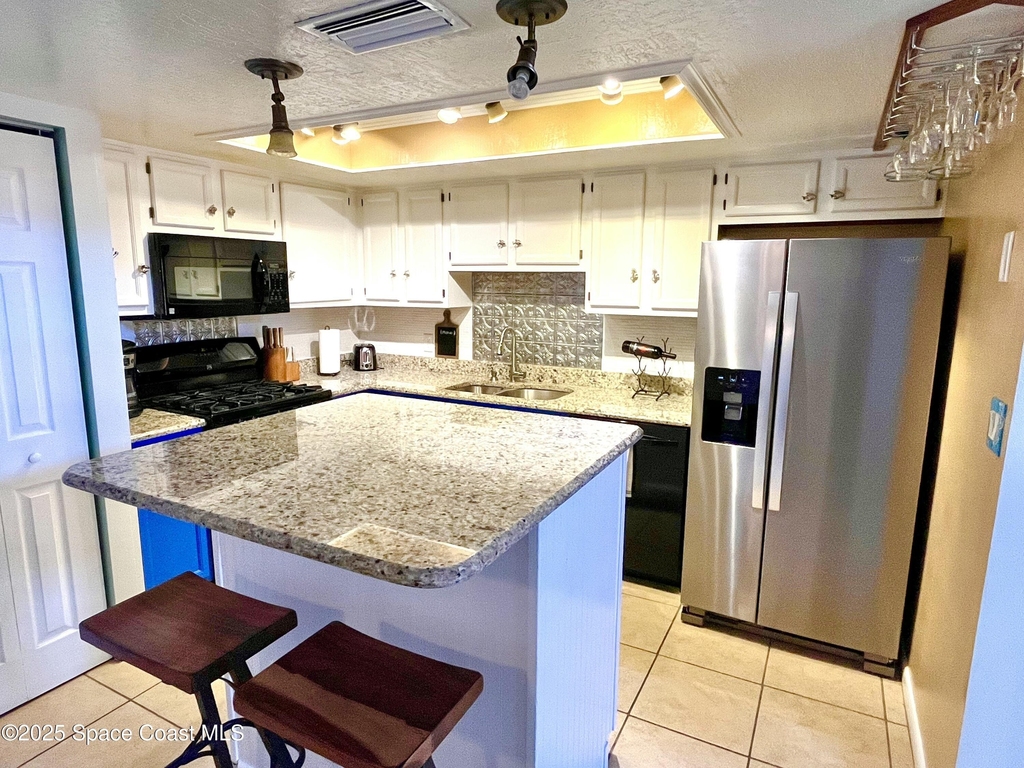 125 Adams Avenue - Photo 4
