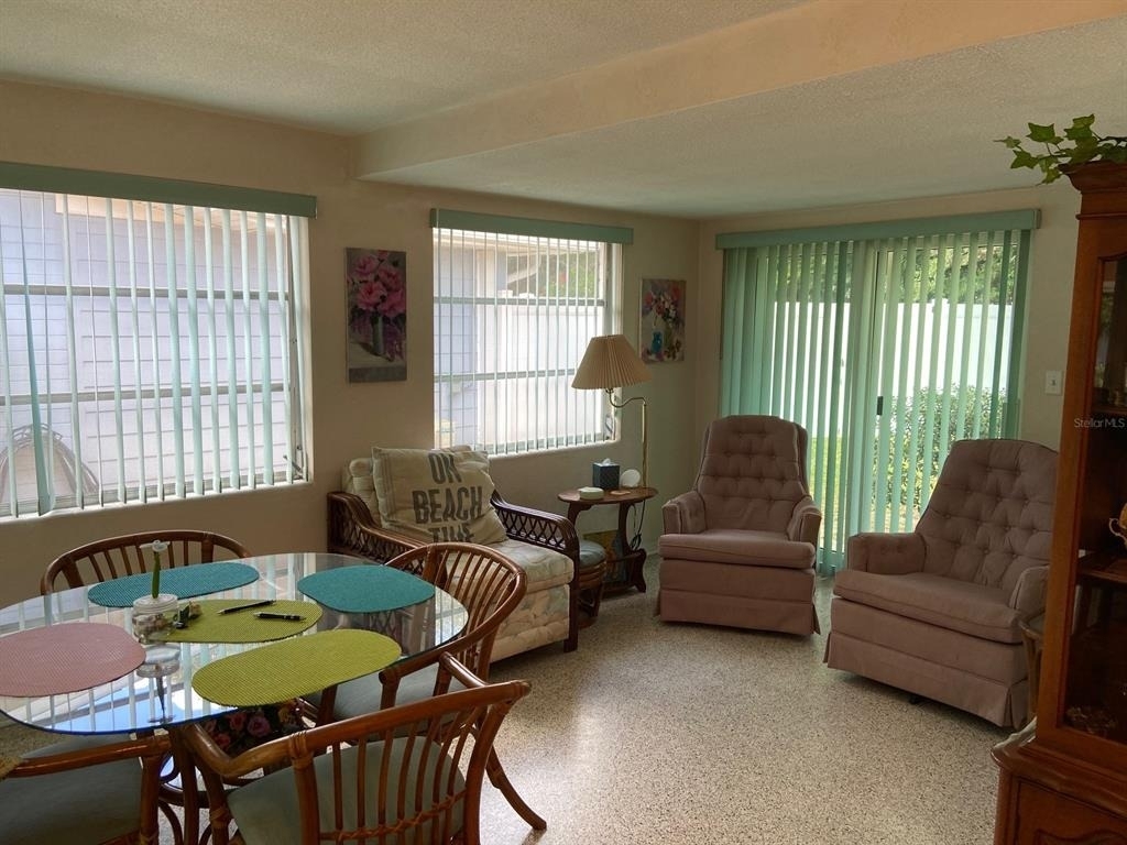 814 E 10th Avenue - Photo 13