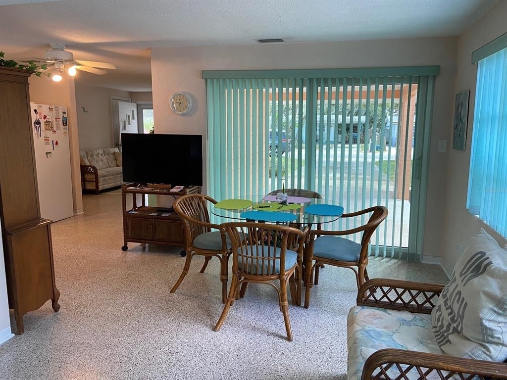 814 E 10th Avenue - Photo 14