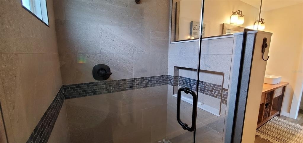 1011 Hill Street - Photo 20