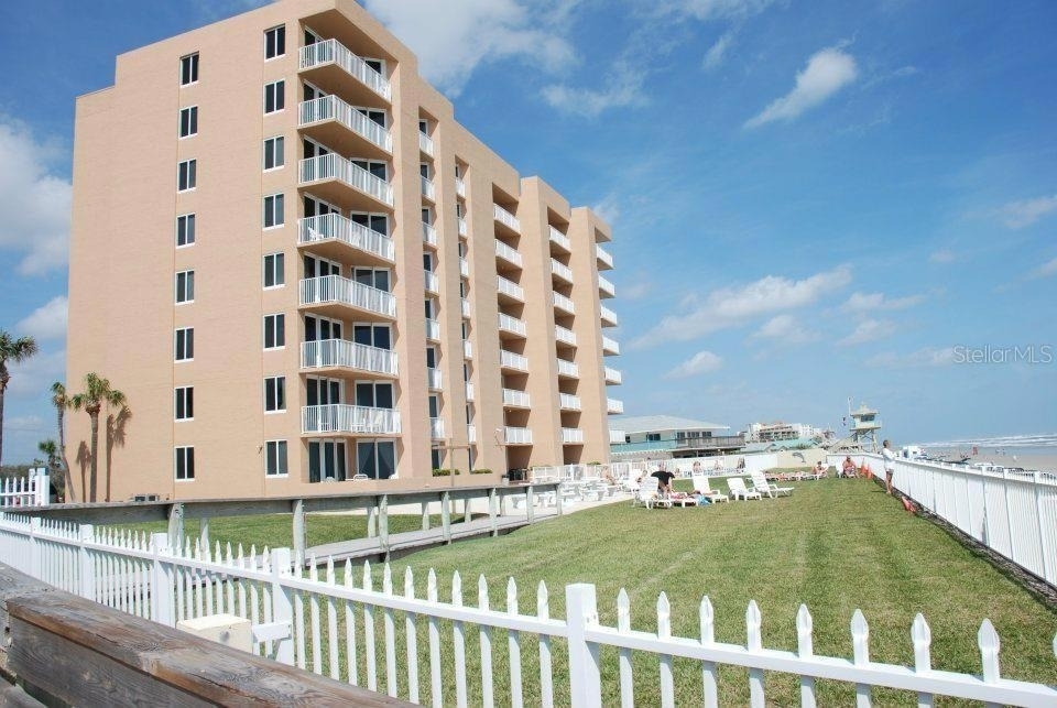 421 South Atlantic Avenue - Photo 12