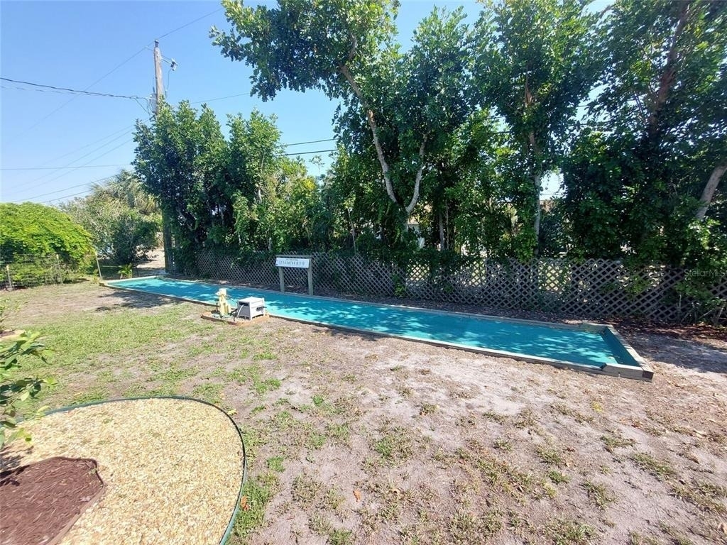 1541 Crest Drive - Photo 24