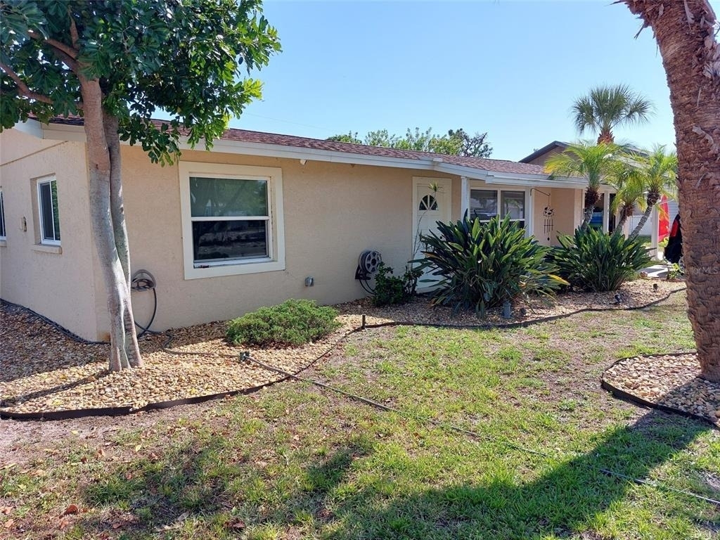 1541 Crest Drive - Photo 26
