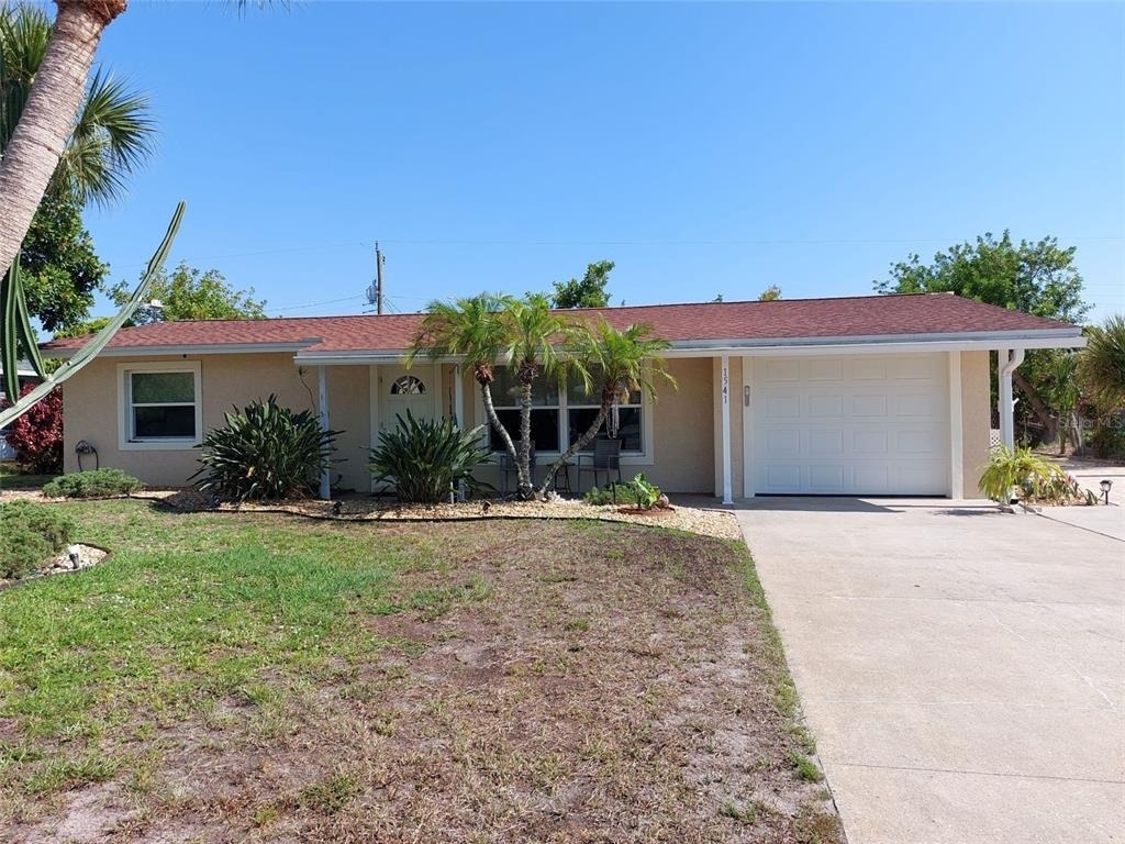 1541 Crest Drive - Photo 0