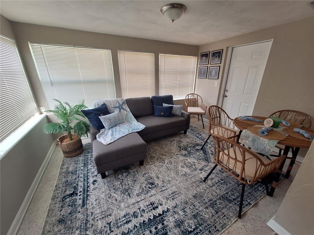 858 E 7th Street - Photo 6