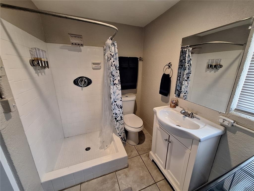 858 E 7th Street - Photo 11