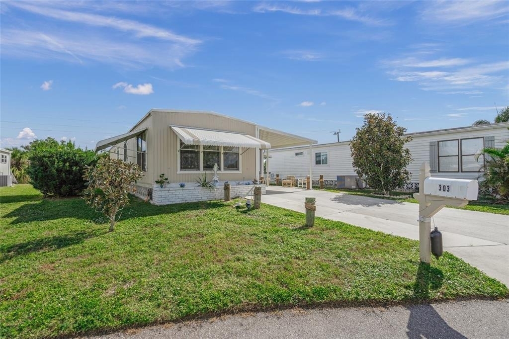 303 Marlette Drive - Photo 8
