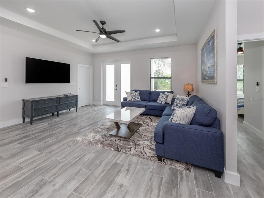 17566 De Miranda Avenue - Photo 4