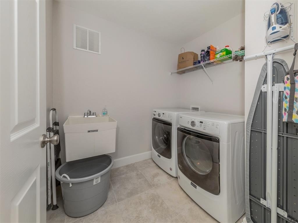 236 Holly Road - Photo 28