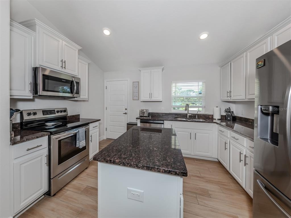 1190 Euclid Road - Photo 24