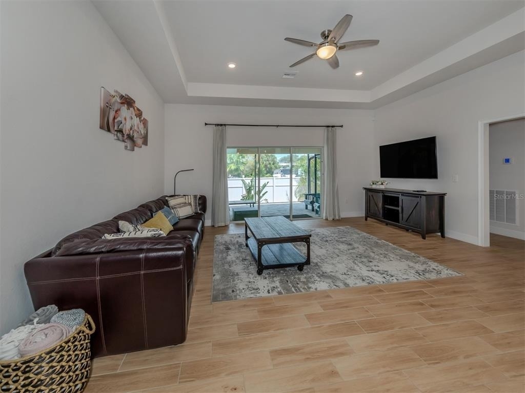 1190 Euclid Road - Photo 17