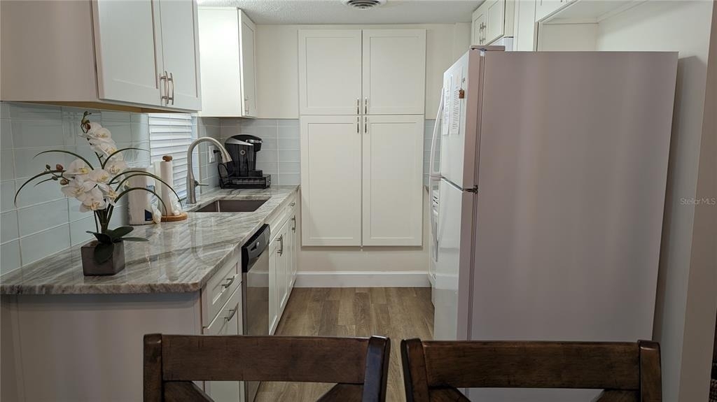 567 Bradenton Road - Photo 6