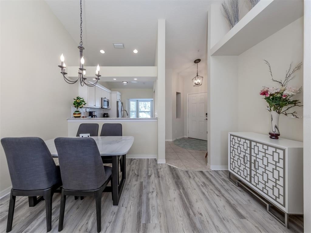 901 Addington Court - Photo 14