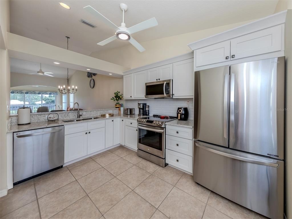 901 Addington Court - Photo 9