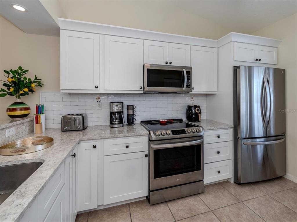 901 Addington Court - Photo 7