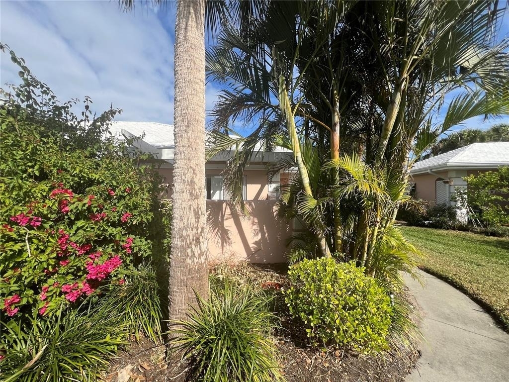 338 Cerromar Way N - Photo 1