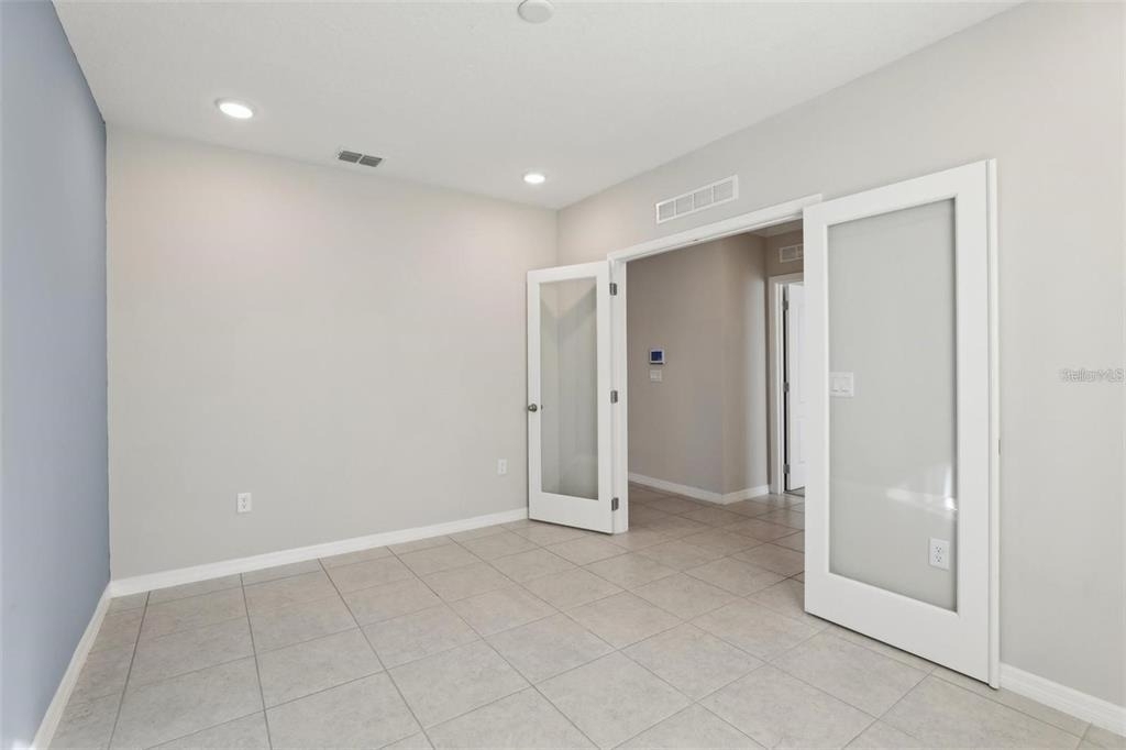 2410 Park Avenue - Photo 11