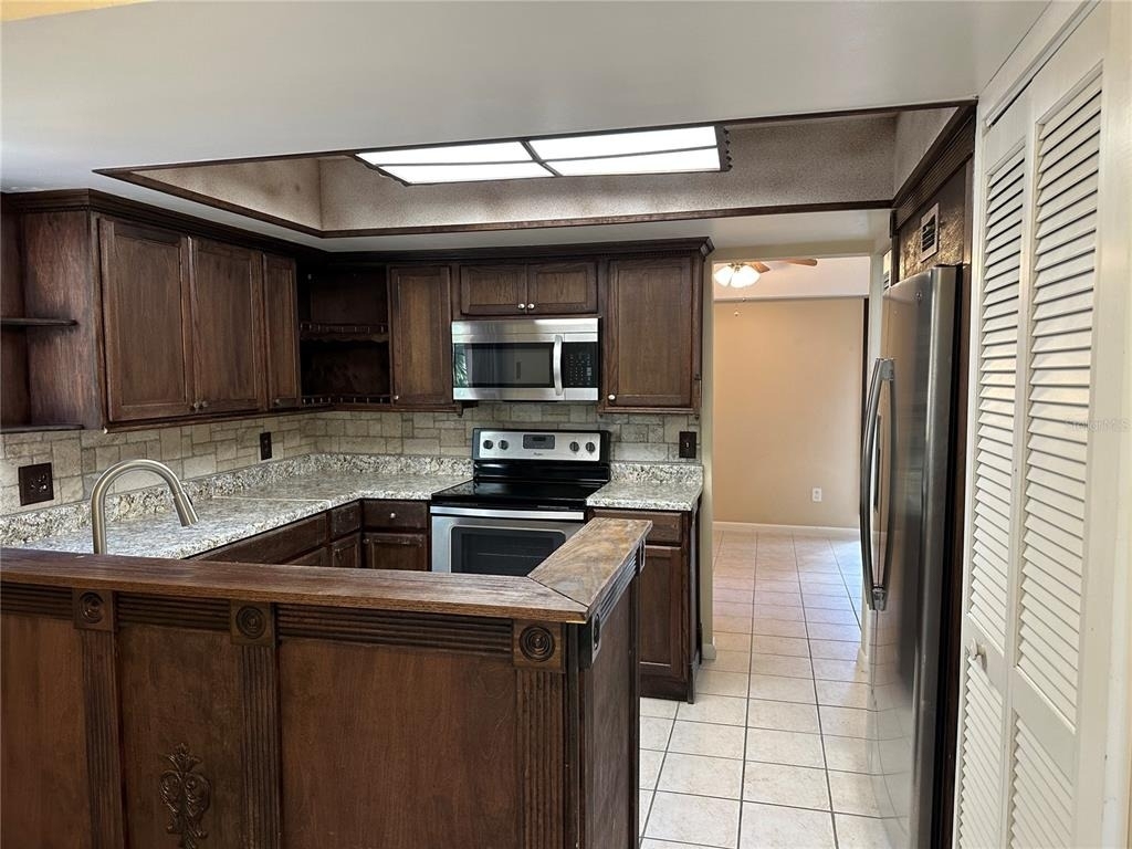 4600 E Moody Boulevard - Photo 3