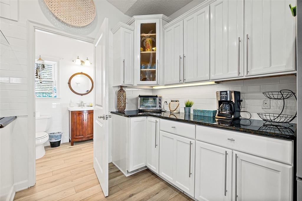 42 Moody Drive - Photo 14