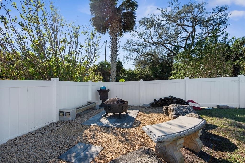 27 Malacompra Road - Photo 11
