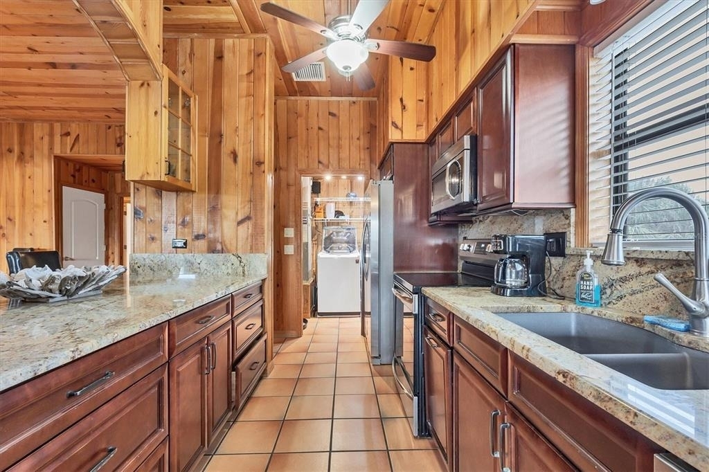 51 Palm Drive - Photo 12