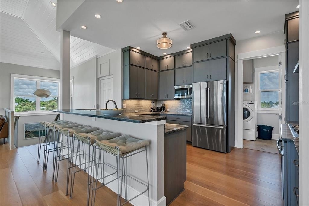 300 Gasparilla Street - Photo 17