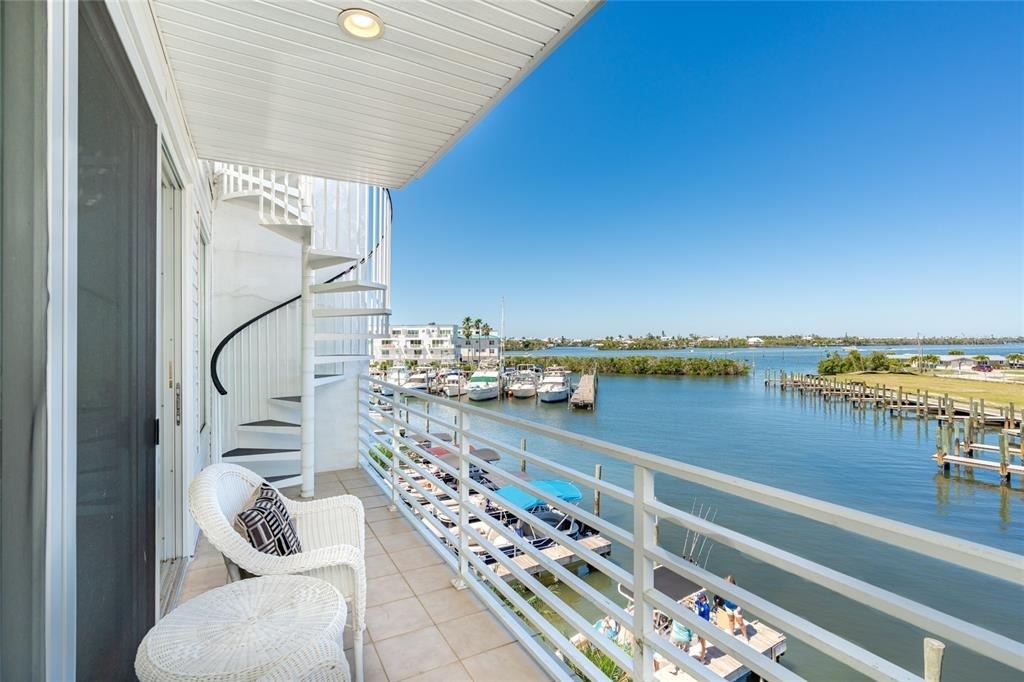 8280 Harborside Circle - Photo 11