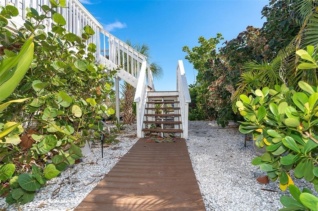 210 Bocilla Drive - Photo 5