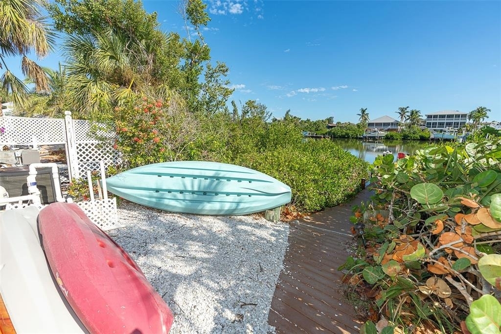 210 Bocilla Drive - Photo 52