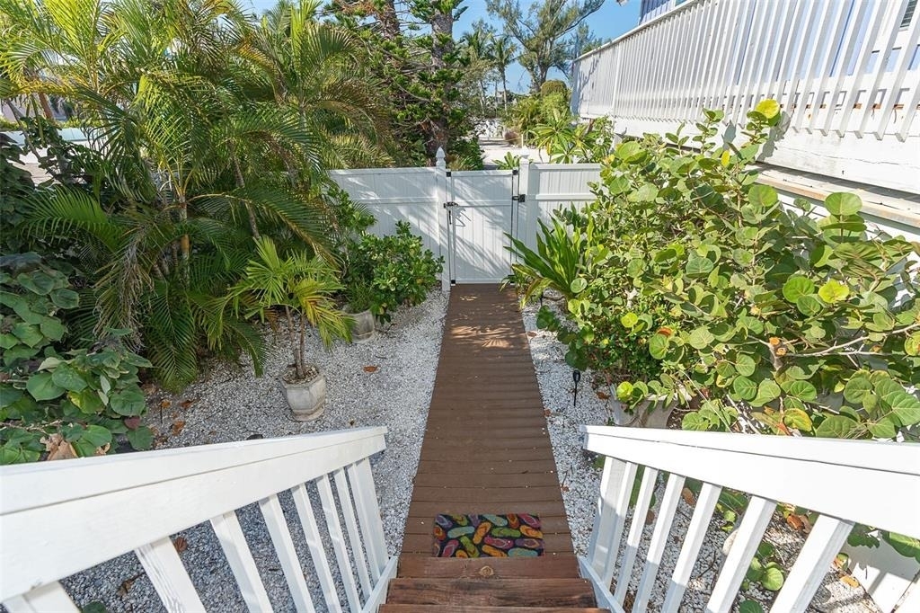 210 Bocilla Drive - Photo 6