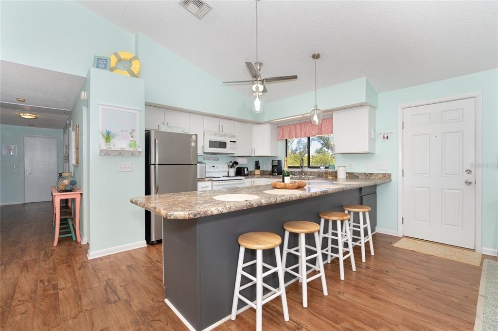 9542 Rum Runner Road - Photo 11