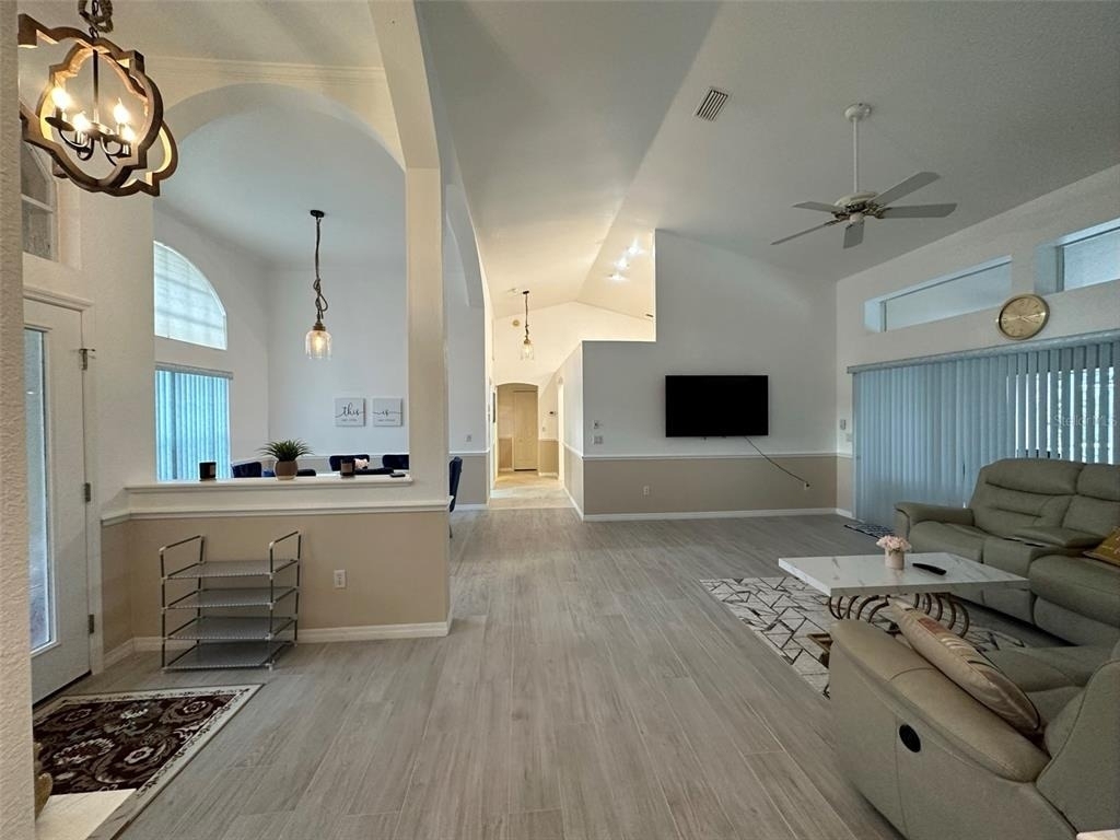 1238 Yorkshire Street - Photo 7