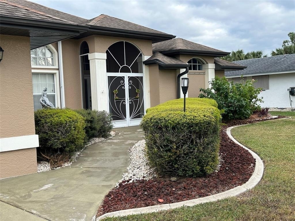1238 Yorkshire Street - Photo 2