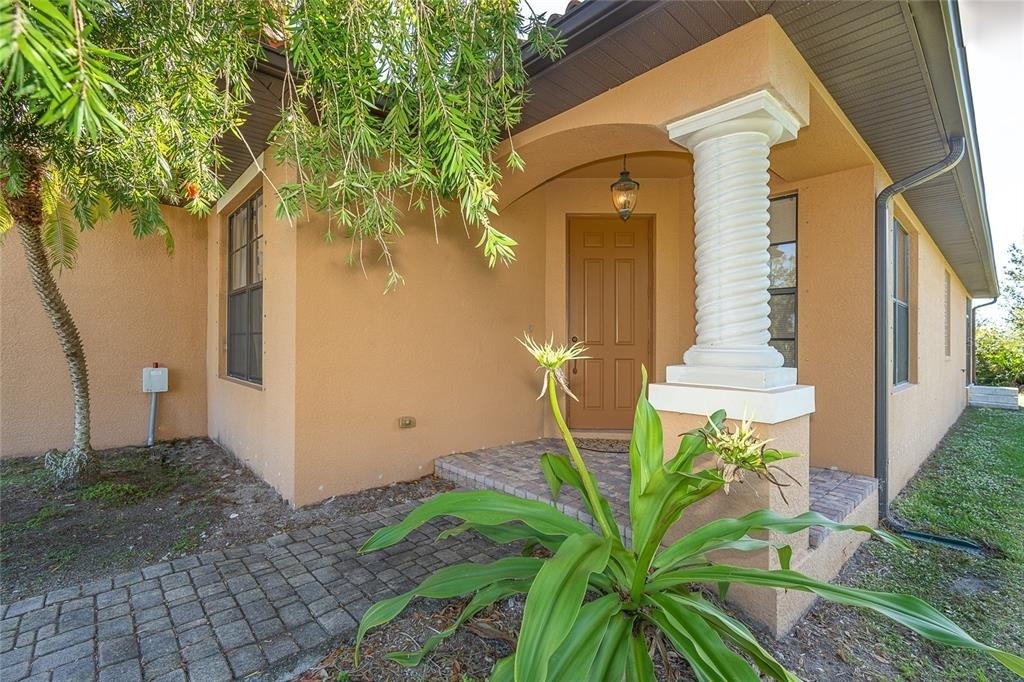 431 Albatross Road - Photo 3