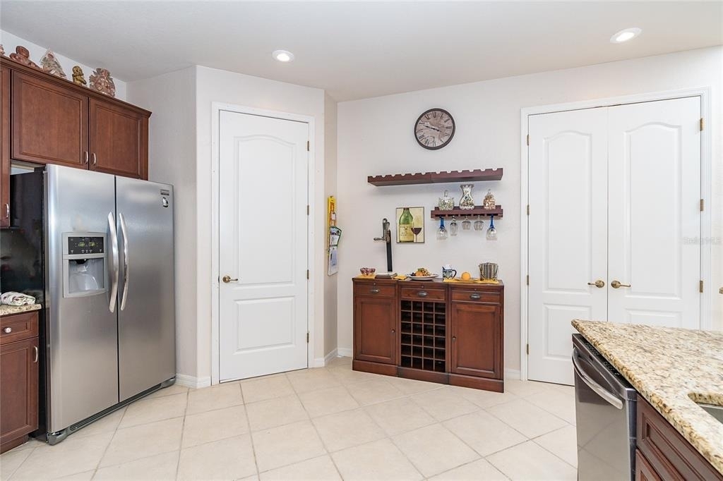 431 Albatross Road - Photo 9