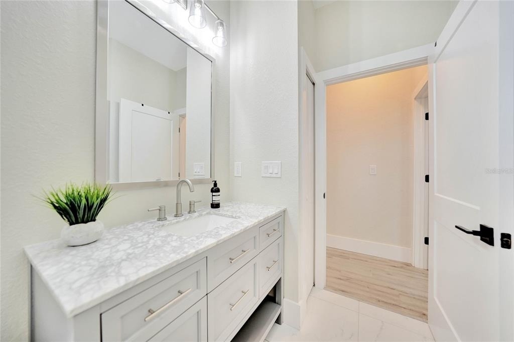 3600 Cincinnati Street - Photo 19