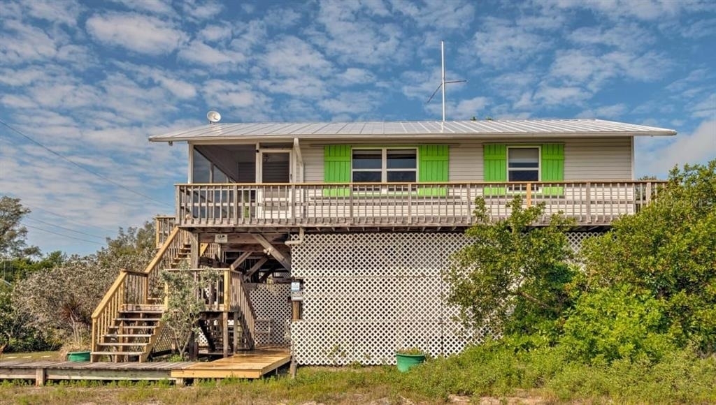 8876 Bay Street - Photo 0