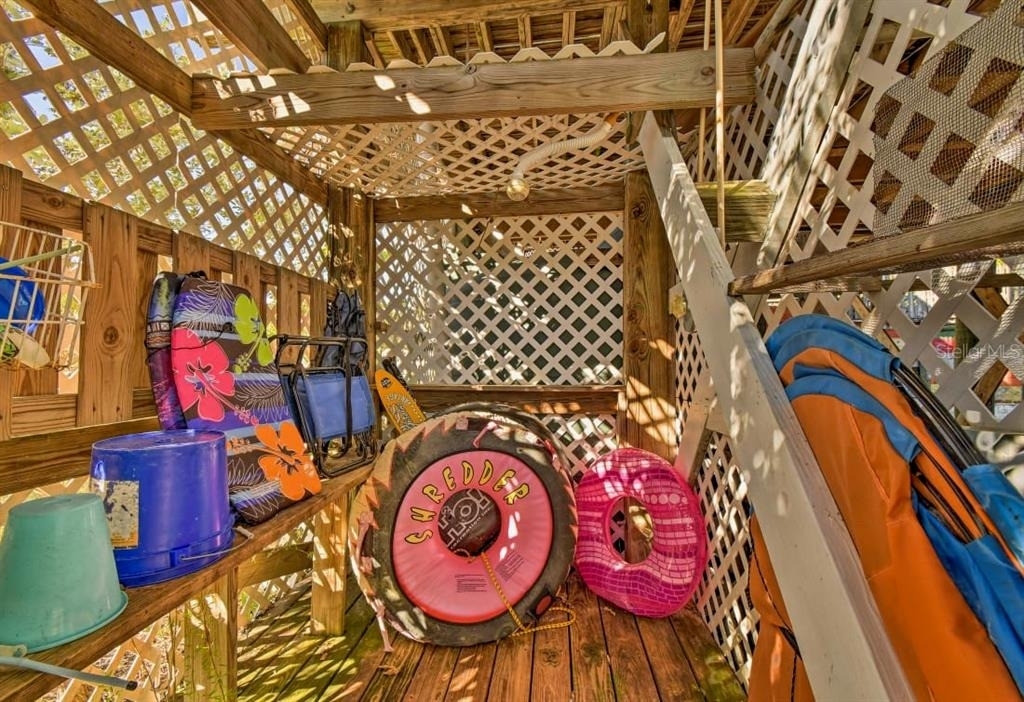8876 Bay Street - Photo 17