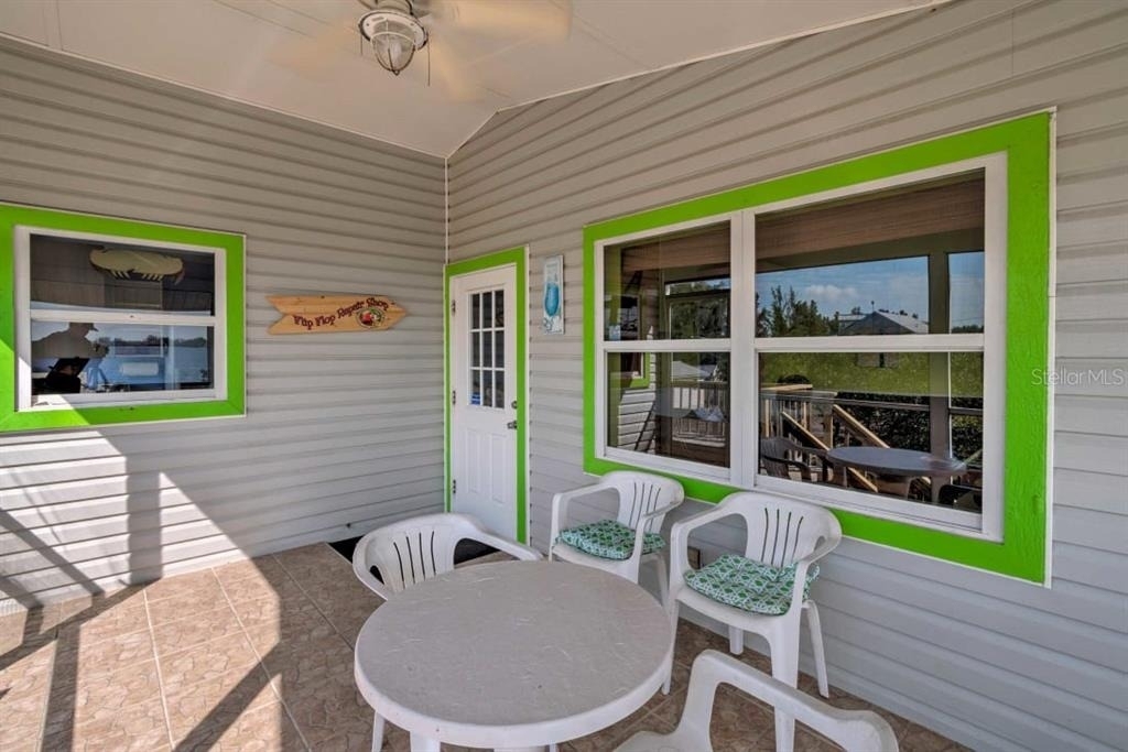 8876 Bay Street - Photo 2