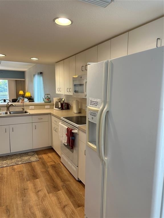 9550 Fiddlers Green Circle - Photo 10