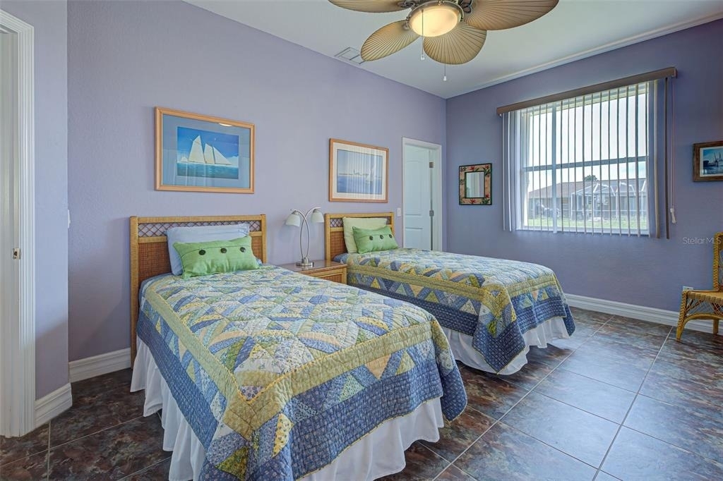 956 Boundary Boulevard - Photo 36