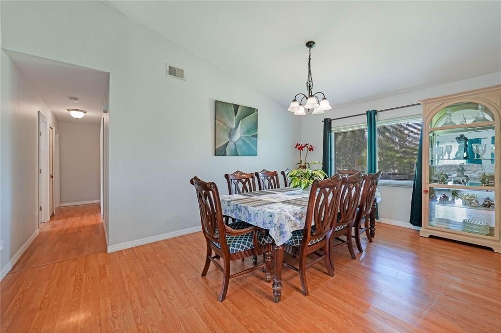 590 Ridgewood Street Nw - Photo 5
