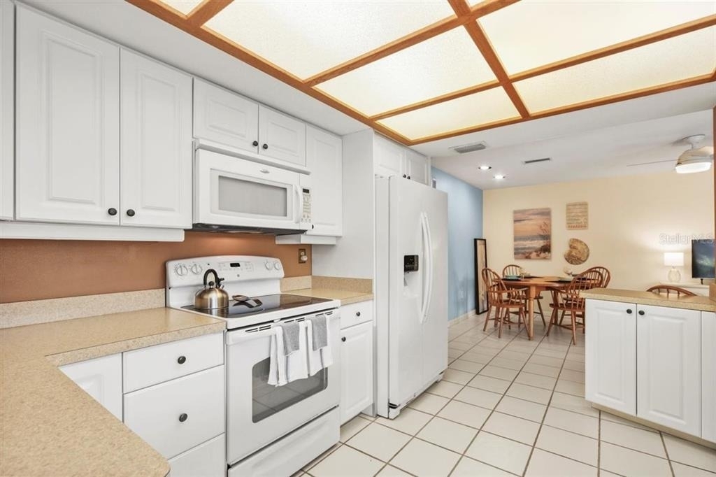 500 Green Dolphin Drive S - Photo 13