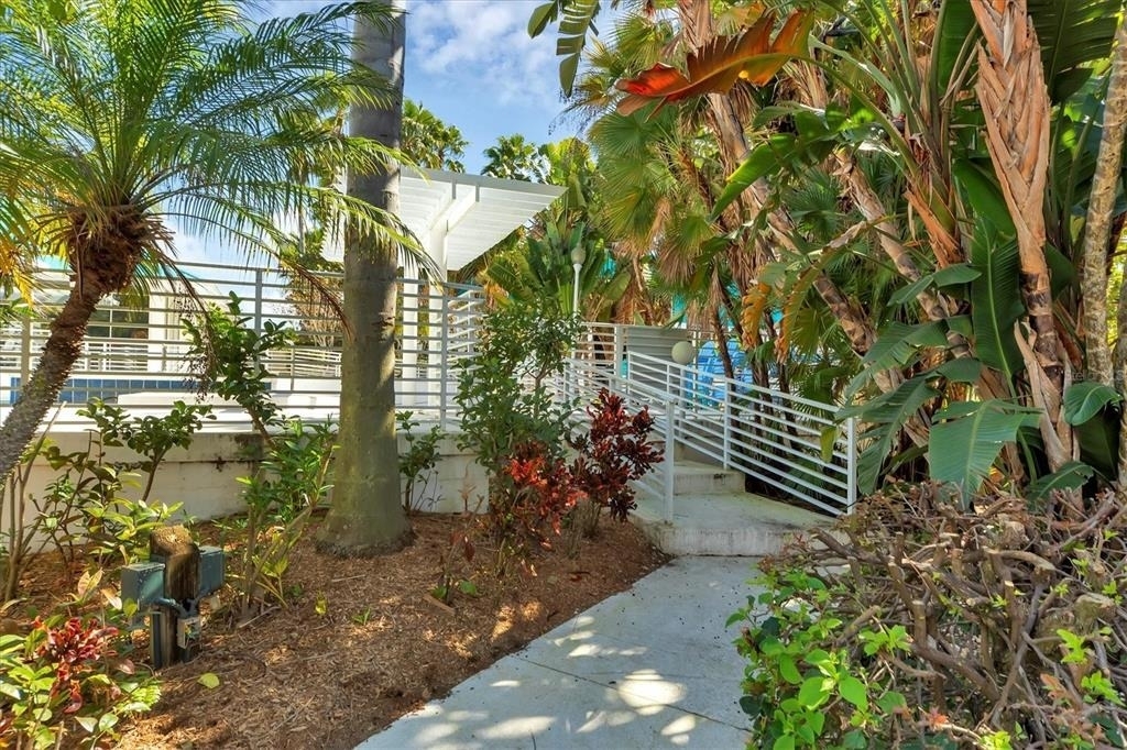 8272 Harborside Circle - Photo 30