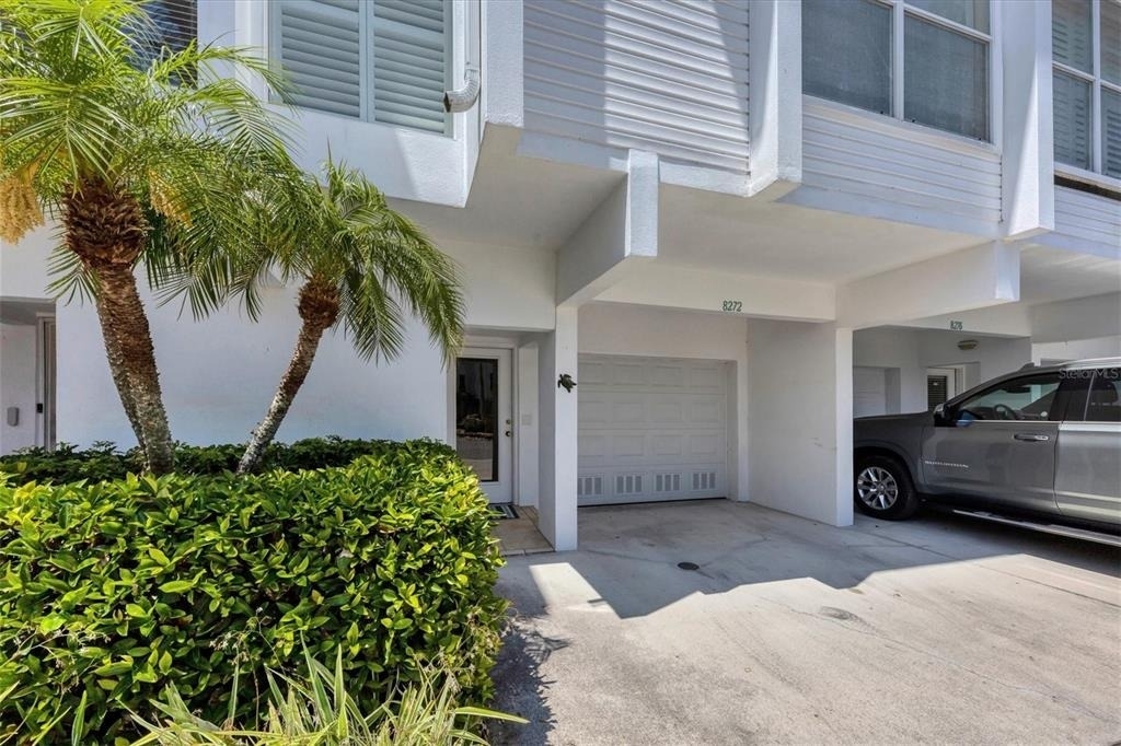 8272 Harborside Circle - Photo 4