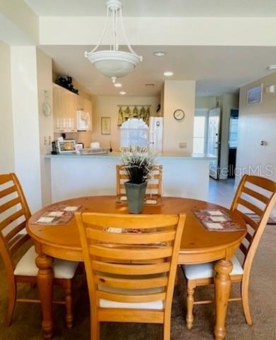 1275 Saxony Circle - Photo 3