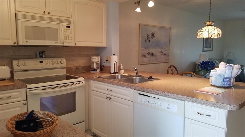 25275 Rampart Boulevard - Photo 2
