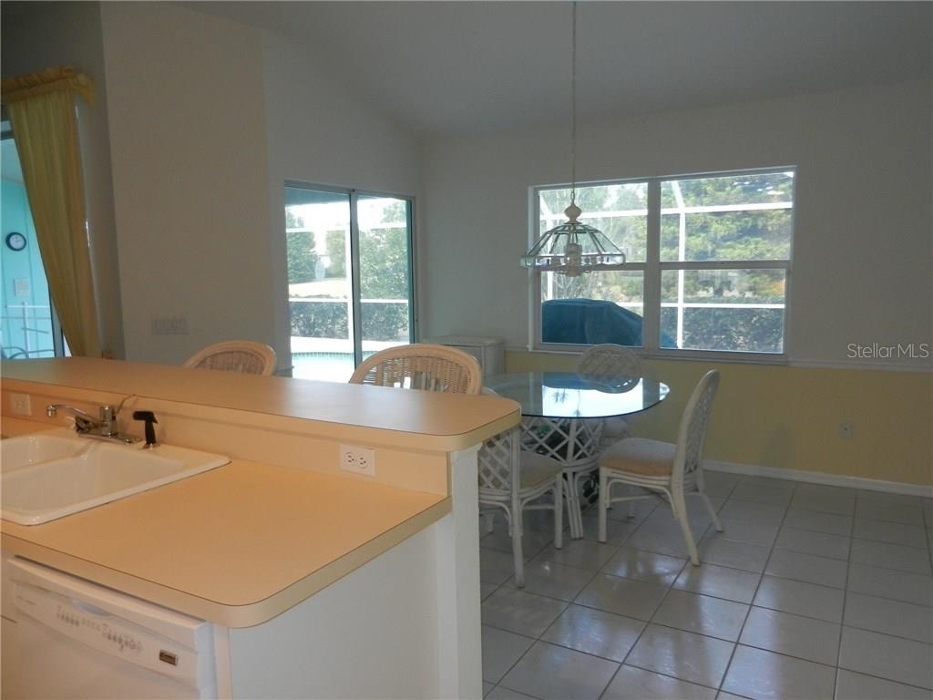 589 Rotonda Circle - Photo 6
