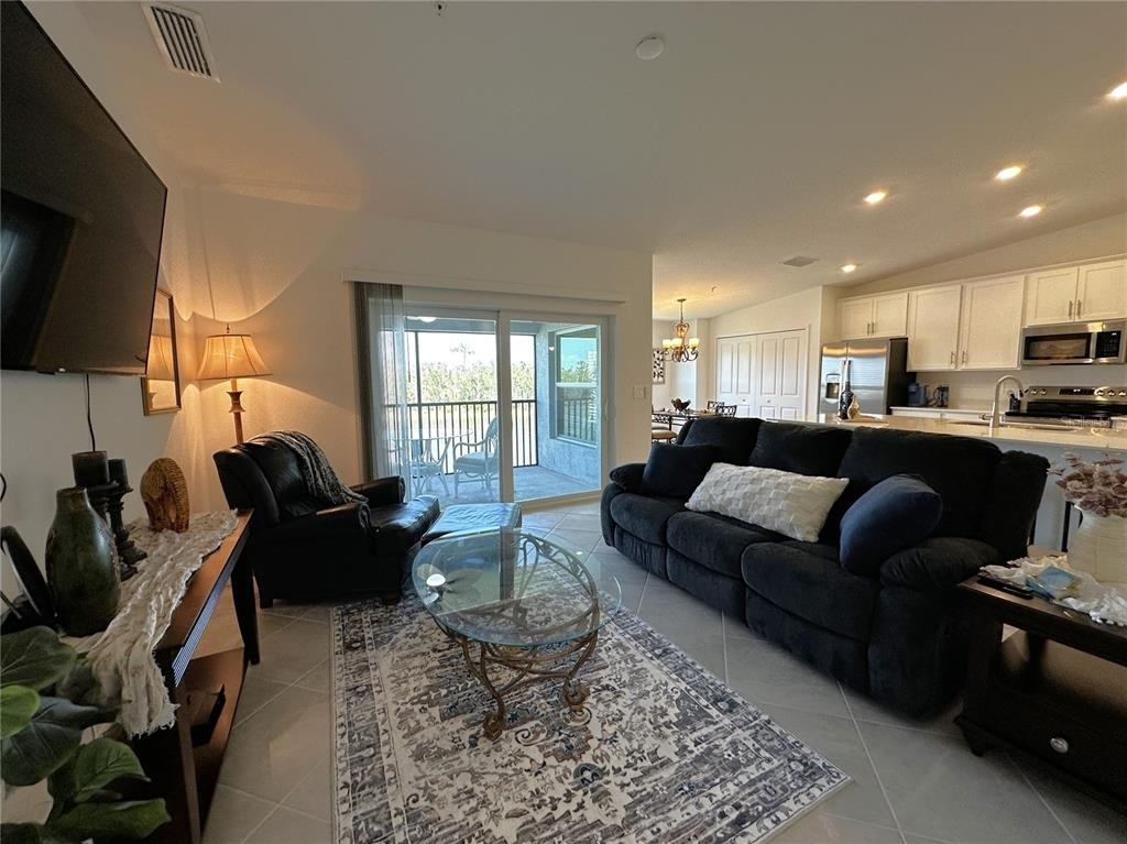 14241 Heritage Landing Boulevard - Photo 10